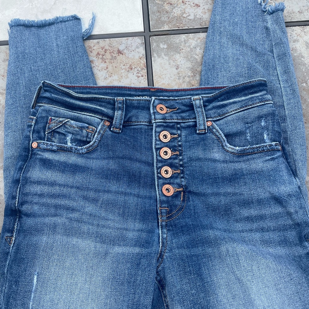Maurice’s high rise super skinny size 4 regular EUC - Picture 10 of 10